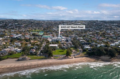 /international/nz/beach-road-mairangi-bay-auckland-320108527951/
