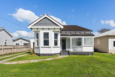 /international/nz/palmerston-road-te-hapara-gisborne-320107494940/