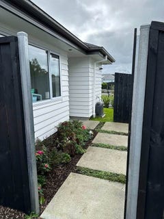 /international/nz/houpuni-road-milldale-auckland-320100314563/