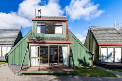 /international/nz/matai-street-ohakune-manawatu-wanganui-320108214954/