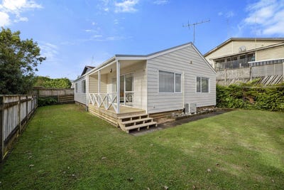 /international/nz/rimu-street-strandon-taranaki-320108366316/