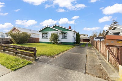 /international/nz/denbigh-street-feilding-manawatu-wanganui-320101224525/
