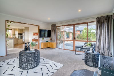 /international/nz/seaton-road-portobello-otago-320095258435/
