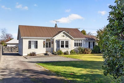 /international/nz/cornwall-street-masterton-wellington-320108593336/