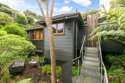 /international/nz/norway-street-aro-valley-wellington-320100951445/