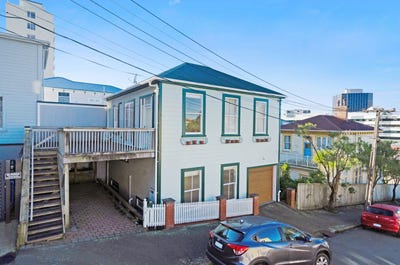 /international/nz/george-street-thorndon-gisborne-320092952810/
