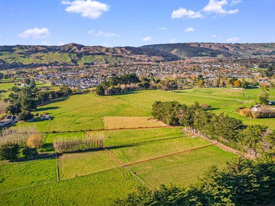 /international/nz/grove-road-ashhurst-manawatu-wanganui-320108528062/