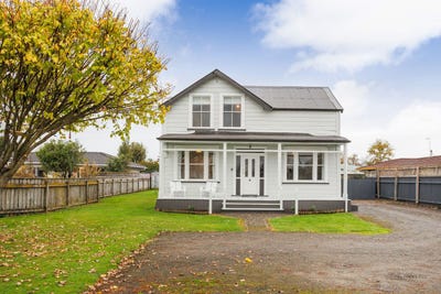 /international/nz/monrad-street-highbury-manawatu-wanganui-320108593852/