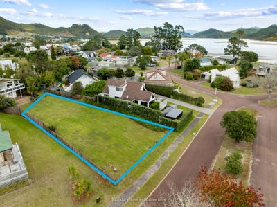 /international/nz/golden-hills-drive-pauanui-waikato-320108134452/