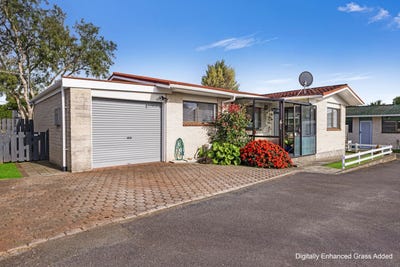 /international/nz/burns-street-westown-taranaki-320106939486/