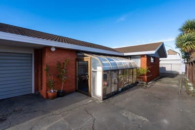 /international/nz/ravelston-street-saint-kilda-otago-320100987625/