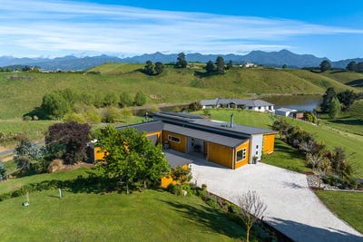 /international/nz/delta-lake-heights-renwick-marlborough-320107064302/