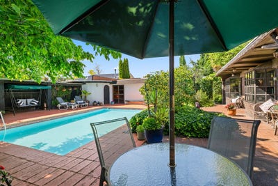 /international/nz/new-renwick-road-burleigh-marlborough-320104309617/