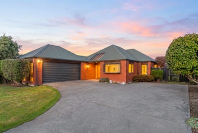 /international/nz/amesbury-mews-avonhead-canterbury-320108593685/