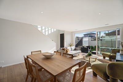 /international/nz/riverview-road-panmure-auckland-320100931074/