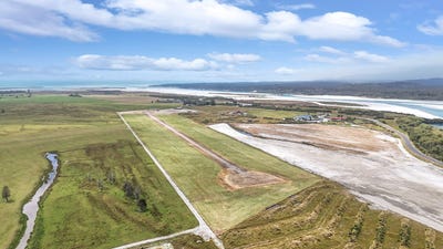 /international/nz/airport-lane-haast-west-coast-320105428185/