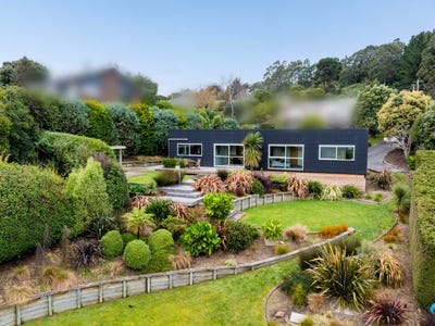 /international/nz/waikana-street-broad-bay-otago-320101246532/