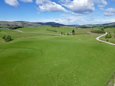 /international/nz/berwick-road-waihola-otago-320106745965/