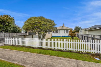 /international/nz/achilles-street-stratford-taranaki-320108214638/