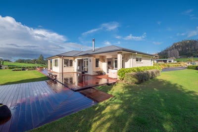 /international/nz/no-3-road-te-puke-bay-of-plenty-320100287409/