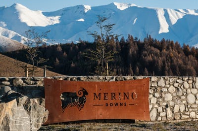 /international/nz/merino-downs-twizel-canterbury-320107945323/
