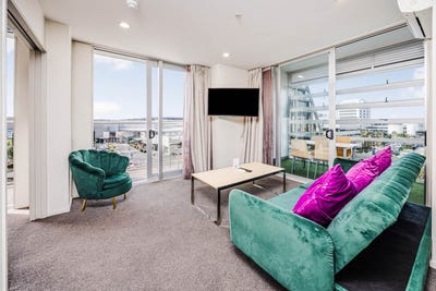 /international/nz/amersham-way-manukau-auckland-320100853730/