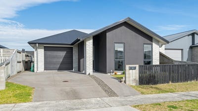 /international/nz/union-drive-papamoa-beach-bay-of-plenty-320108457578/