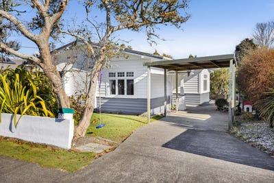 /international/nz/stanners-street-eltham-taranaki-320108621807/