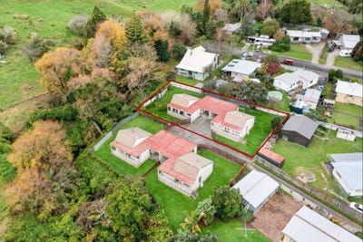 /international/nz/gillies-street-outer-kaiti-gisborne-320107494789/