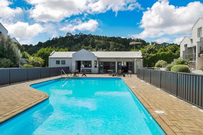 /international/nz/carolina-place-albany-auckland-320108134997/
