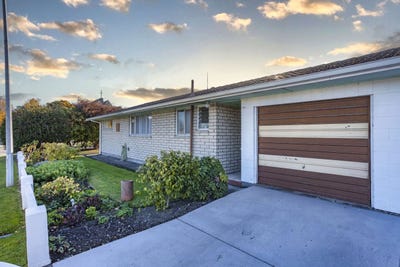 /international/nz/victoria-street-rangiora-canterbury-320108006021/