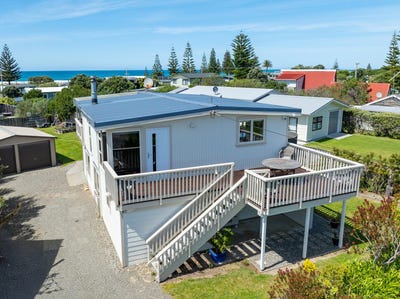 /international/nz/pinedale-crescent-riversdale-beach-wellington-320103425490/