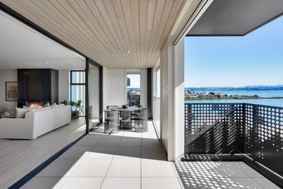 /international/nz/customs-quay-ahuriri-hawke-s-bay-320106629082/