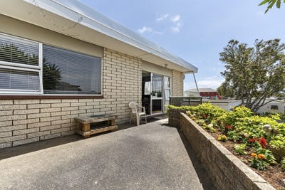 /international/nz/powderham-street-new-plymouth-taranaki-320100951274/