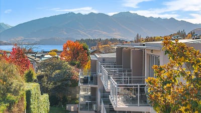 /international/nz/warren-street-wanaka-otago-320108366169/