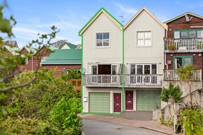 /international/nz/malcolm-lane-thorndon-gisborne-320106245570/