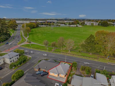 /international/nz/old-farm-road-hillcrest-waikato-320107296253/