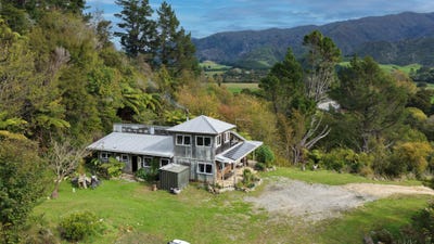 /international/nz/east-takaka-road-takaka-tasman-320107619993/