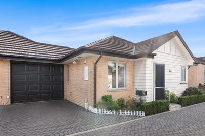 /international/nz/yaldhurst-road-russley-canterbury-320108214493/
