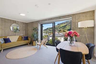/international/nz/molesworth-street-thorndon-wellington-320108214775/