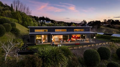 /international/nz/black-barn-road-havelock-north-hawke-s-bay-320108527534/
