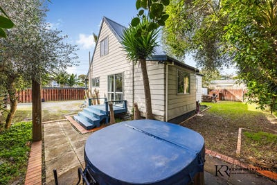 /international/nz/beach-road-pahurehure-auckland-320099208582/