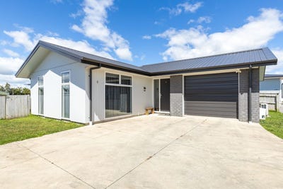 /international/nz/toutouwai-lane-inglewood-taranaki-320108485548/