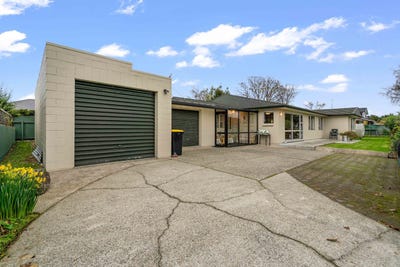 /international/nz/mitchell-street-richmond-southland-320108527459/