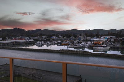 /international/nz/reads-quay-marinaview-city-centre-gisborne-320099914139/