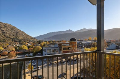 /international/nz/copper-beech-ave-frankton-otago-320108112492/