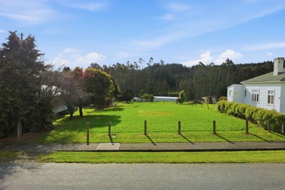 /international/nz/needles-street-kaitangata-otago-320108039177/