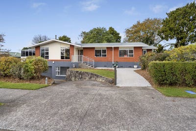 /international/nz/miro-street-inglewood-taranaki-320108527574/