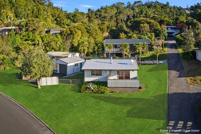 /international/nz/gallagher-drive-tairua-waikato-320108366149/