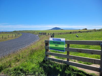 /international/nz/mckenzie-drive-green-island-otago-320108113077/